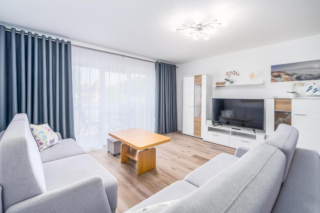 Seaside Breeze Stylish Apartment Balcony & Parking By Noclegi Renters Miedzyzdroje Exterior photo